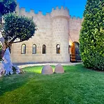 Castillo Bonavia Hotel 3*