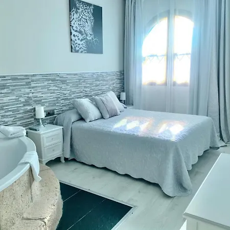 Castillo Bonavia Otel