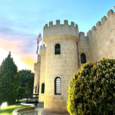 Castillo Bonavia Otel