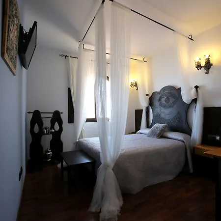 Castillo Bonavia Hotel 3*