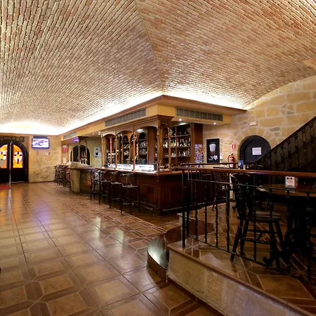 Castillo Bonavia Otel Pedrola