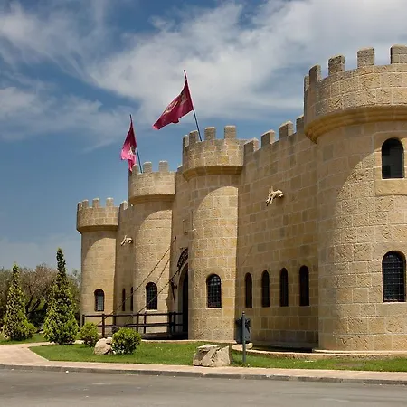 Castillo Bonavia 3* Педрола