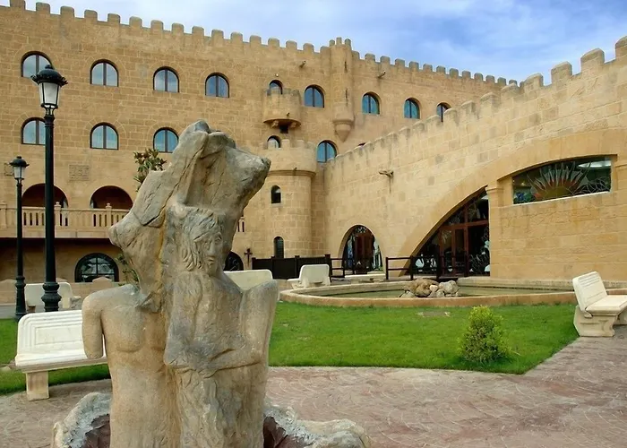 Castillo Bonavía 3*